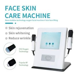 Équipement RF Oxygène 3 en 1 Machine de visage oxygène Oxygène Bubble Facial Beauty Machine à vendre