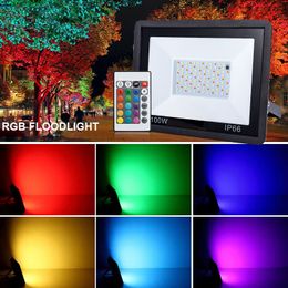 RGB LED Flood Light 20W 30W 50W 100W Outdoor kleurrijke schijnwerpers schijnwerpers spotlight IP66 Wall Wreing Lamp met afstandsbediening