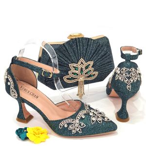 Rhinestone Charm Bruidsschoenen voor trouwfeest 8 cm kegel hiel dames sandalen zomer puntige teen schoenen tassen sets