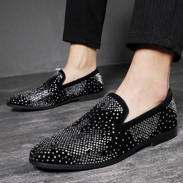 Rhingestone Charm Trend Shining Nouveau mariage pointu oxford Chaussures Men Muis décontractés Business Forwing Footwear Zapato