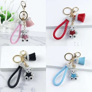 Hinestone Migne Bear Doll Keychain Crystal en cuir en cuir Corde à poignet Chaîne Porte Clef Llaveros Key Ring Bag Pendant