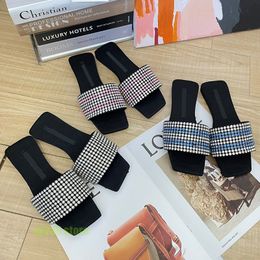Strass flats bling letter slippers onderslippers dames zomermode luxe designer vierkante kop open teen sandalen