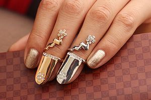 Rhinestone Flower Nail Women Ring Silver Gold Color Vintage Fashion Cool Shiny Jewelry Wholesale Cute Gift Party