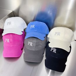 Bordado de letras de diamantes de imitación Diseñador Gorra de bola Verano Pareja Vacaciones Viajes Deportes Sombrero borde Características Muescas Casquette de color caramelo