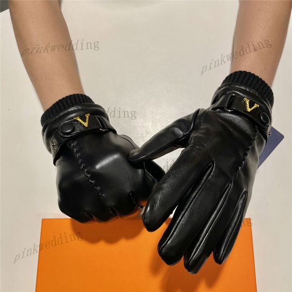 Guantes con letras de diamantes de imitación para hombre, manoplas cálidas personalizadas a prueba de viento, con botón ajustable, de cuero