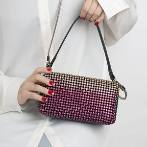 Sacs à main en strass pour femmes, pochette à bandoulière, design de luxe d'été, sac sous les bras étincelant, petit sac portable avec sacs à main en diamant, fourre-tout en chaîne