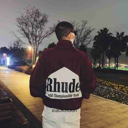 Rhude High End Designer Jackets para chaquetas de cremallera de la calle principal Hip Hop Colors de contraste de moda y casual con etiquetas originales 1: 1