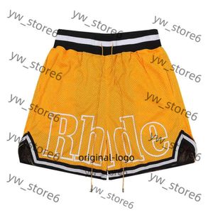 Rhude Men Breathable Beach Shorts Men Women Casual Mesh Track Ademend oversized Rhude Shorts Taille Drawing Shorts voor zwart -witte shorts E17D