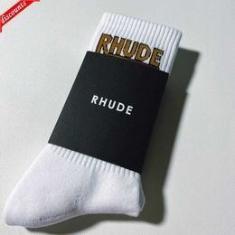 Chaussettes Rhude hommes chaussettes calcetines femmes designer luxe haute qualité pur coton confort désodorisation représentative de la marque absorber la sueur laisser entrer l'air bas TGRD