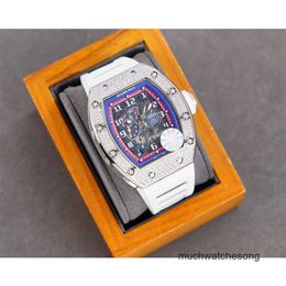 Richardmiler Luxury Wrists Montre à chronographe Automatique Technologie Swiss 030 Mouvement entièrement automatique Sapphire Mirror Rubber Watch Band Swiss Brand Designer Spo