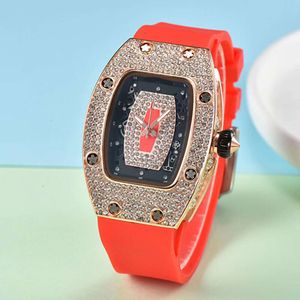 Richardmill Milles Watch Watchmen Menwatch Relogios Relgio Nieuwe vat Diamond Full Sky Star Red Lip Womens Exclusive Quartz Pointer Watch