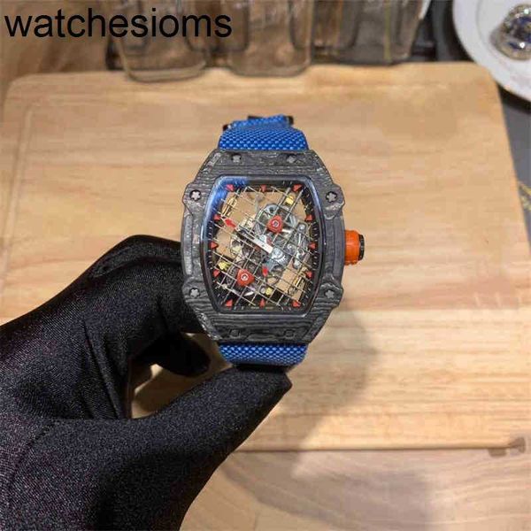 Richardmill Watch Wristwatch Designer Luxury Mens Mécanique montre la fibre de bracelet pour hommes Shell creux Pointer automatique
