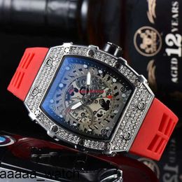 RicharMill Fleur Designer Montre Feu Quartz Hommes En Acier Inoxydable Conception Mâle Poignet Homme Sport Classique Jaune Caoutchouc Upwrist Diamant Montre-Bracelet Kisss Suisse ZF Usine