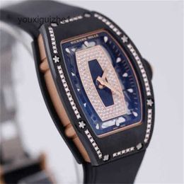 Reloj RichasMiers Ys Top Clone Factory Watch Reloj de serie automático de fibra de carbono RM07-01 Caja de cerámica hueca con reloj rojo para mujer XKRI DMC988RCKNEY