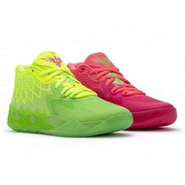 Botas de montar zapatos de baloncesto mew mb.01 Rick and Morty Basketball zapatillas para la venta Lamelos Ball Mujeres Mujeres Iridescent Dreams Buzz City Rock Ridge Red MB01 Galaxy No