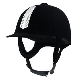 Casques d'équitation LOCLE casque d'équitation équestre respirant Durable sécurité demi-couverture casques de cavalier pour hommes femmes enfants 52-62 cm 231202