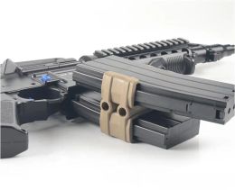 Rifle Dual Magazine Coupleur Link Clip Pouche pour AR15 M4 HK416 5,56 mm Rifle Magazine Mag Coupleur de vitesse Connecteur parallèle