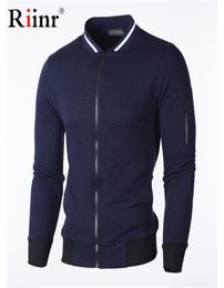 Riinr Brand Men Sweat-shirt décontracté Nouveau cardigan en polyester de couleur unie continue