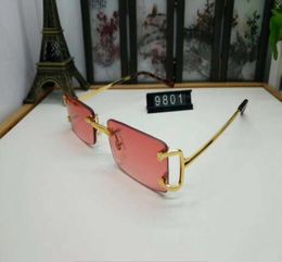 Lunettes de soleil en corne de buffle rouge sans monture mode rétro vintage lunettes de soleil de sport pour hommes cadre en or brillant logo léopard femmes de qualité supérieure avec5654374