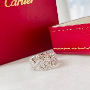 Bague anillos bague de créateur bagues de bijoux de luxe bague en diamant pour femmes de qualité supérieure 925 argent brillant design cadeau de noël bijoux de mariage chinois