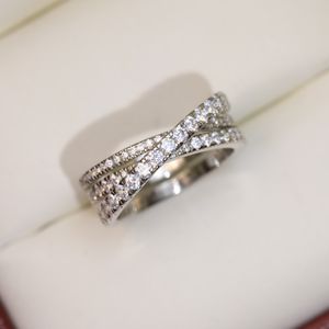 Ring designer ring luxe sieraden ringen voor vrouwen mode persoonlijkheid prachtige vinger ring dubbele kruis ring micro-set hoge koolstof diamant mode honderd match