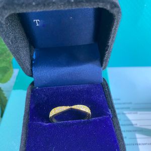 Ring designer ring luxe sieraden ringen voor vrouwen goudkleurige volledige diamanten ring modieus design temperament veelzijdige keuze met meerdere nummers