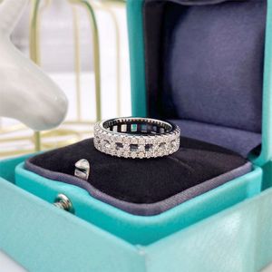 Anillo anillo de diseñador anillos de joyería de lujo para mujer letra color sólido anillos de diseño clásico temperamento cien estilo anillo regalo de Navidad muy bueno
