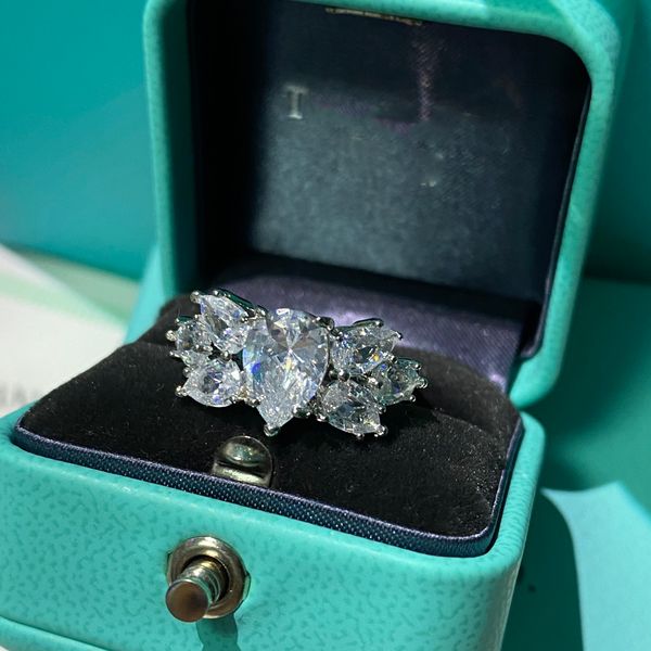 Anillo de diseñador, anillos de joyería de lujo para mujer, anillo súper bonito lleno de diamantes, anillo de compromiso de regalo de cumpleaños para novia brillante