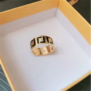 Anneau anneau Ring Luxury Bijoux Couleur solide Design Anneaux Cadeaux de Noël Boîtes à cadeau