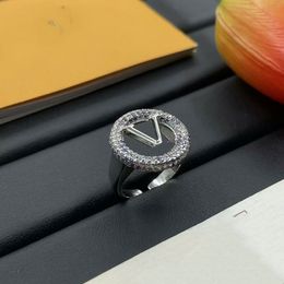 anillo de oro anillo para hombre anillo de moissanite clásico anillo titanio acero grabado patrón anillo anillo de oro amarillo anillo de apertura anillos de la banda de anillo