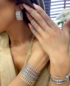 Anneaux 2pcs Dubai Bangle Ring Set Bijoux de mode pour les femmes Engagement de mariage Brincos para en tant que Mulheres HXS018