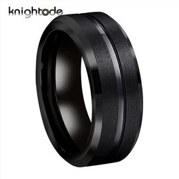 Anneaux de 8 mm / 6 mm noir en carbure de tungstène pour les hommes de fête à la mode Femmes Bande de mariage Grooved Centre biseaud bords Matte Comfort Fit