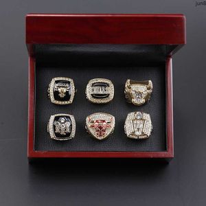 Rings Band Chicago Bulls Ensemble de bagues de championnat de 6 ans pour les fans Ij11