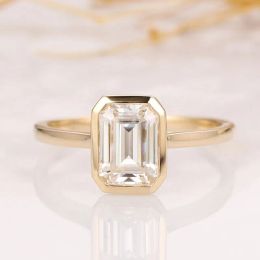 Ringen CxsJeremy Solid 14K Au585 Yellow Emerald Cut 2ct 6*8MM Moissanite Verlovingsring voor vrouwen Bezel Setting Solitaire Wedding Band