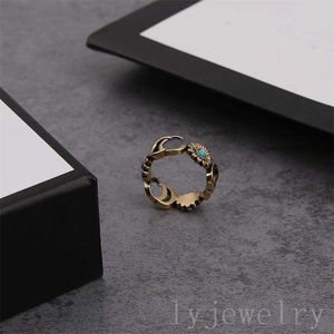 Rings Daisy Metal Old Effect Men Ring Creative Design Geplaatste Silver Gold Dames Lady Birthday Present Charming Wedding Rings Classical CJeWeler ZB038 E23