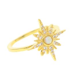 Rings goud kleur delicaat wit vuur opal cz sun burst north star mode klassieke Europese vrouwen kleine ring mini eenvoudige sierlijke drop de dhyuk