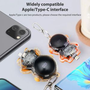 Anneaux Mini Keychain Power Bank Affichage numérique Spaceman Pocket Pocket Power Power Imperproof 1500mAh Ultralight pour le camping de voyage