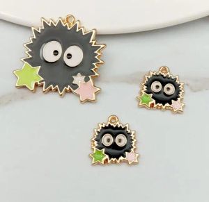 Anneaux nouveau Lot 50 pcs noir Anime mon voisin Totoro émail métal charme collier pendentifs bijoux à bricoler soi-même faisant des faveurs de fête