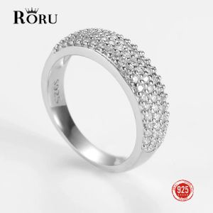Rings roru luxe 6 mm breedte S925 Sterling Silver Pave Setting Zirkon Circle sierlijke ringen voor vrouwen trouwband Valentijnsdag geschenken