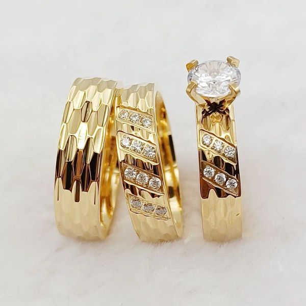 Anillos Conjuntos de anillos de boda para hombres y mujeres 3 piezas Diseñador único martillado 24 k chapado en oro joyería cz diamante parejas anillo de compromiso