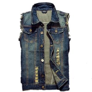 Déchiré Jean Veste Hommes Denim Gilet Hip Hop Jean Manteaux Gilet Hommes Cowboy Marque Sans Manches Veste Mâle Réservoir Plus La Taille 6XL 211104