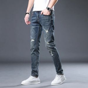 Jeans déchirés hommes étirez le hip hop bleu foncé pour patchwork en détresse pantalon de denim masculin skinny pantalon pour hommes garçons 240417