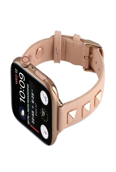 Banda de reloj de cuero genuino de remaches para un reloj 44 mm 42mm 42 mm 38 mm Band 5 4 3 Pulseras femeninas Iwatch Series 6 SE 5 4 3 2 1 WRISTBA1988708