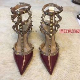 Rivet Leather Shoes Version Point Stud Single Valenstino Womens Pompe Thin High Buckle Designer Fashionable Sexy Heel Vqyq