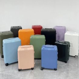 RIW koffers van de instapcase reiskas Bagage Bag Designer Travel Case Trunk Grote capaciteit Boot Bagage Sturdy Unisex 21-33 inches