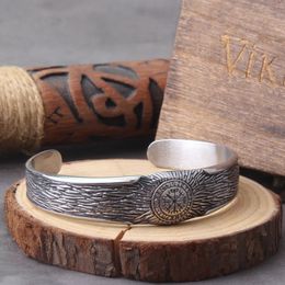 Rock Nordic Viking Celtic Knot Cuff Brazaletes Pulseras para hombres Amuleto de acero inoxidable sólido Pulsera de protección Joyería de regalo 240313