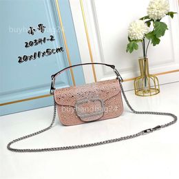 Rock Valentyno Bags Bag Stud Lady Event Purse 2024 High Handtas Dames Diamant ingelegd Crystal Mini Chain Brass Magnetic Vlogoo Buckle Light Luxury LDM4