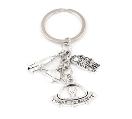 Porte-clés fusée vaisseau spatial Alien UFO, pendentif planète astronaute, cadeau idéal pour ami, bijoux 5167652