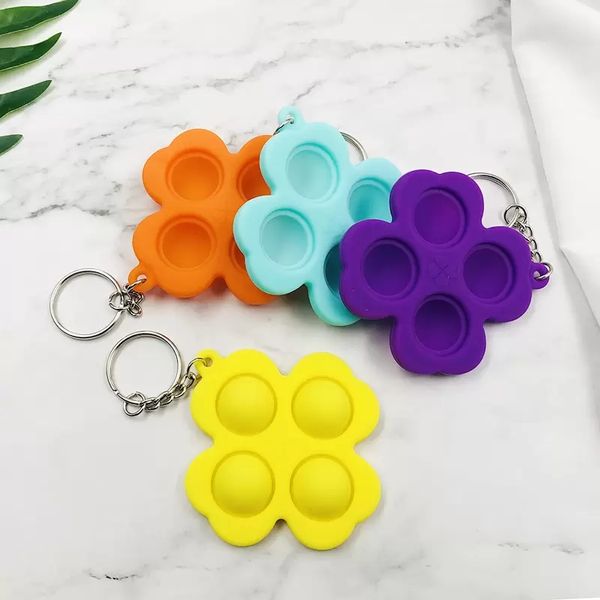 Rodent Pioneer Keychain Early Childhood Education jouet Puzzle Press Finger Bubble Music Practice Board Silicone Decompression Toys ZM923