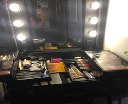 Rolling Studio Makeup Artist Cosmetische Case met 6x 40W Gloeilamp Verstelbare Beenspiegel Cosmetische Zwarte Treintafel4536157